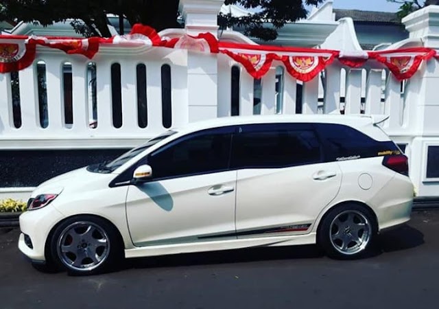 Ceper harian Honda Mobilio dibalut Velg Kranze