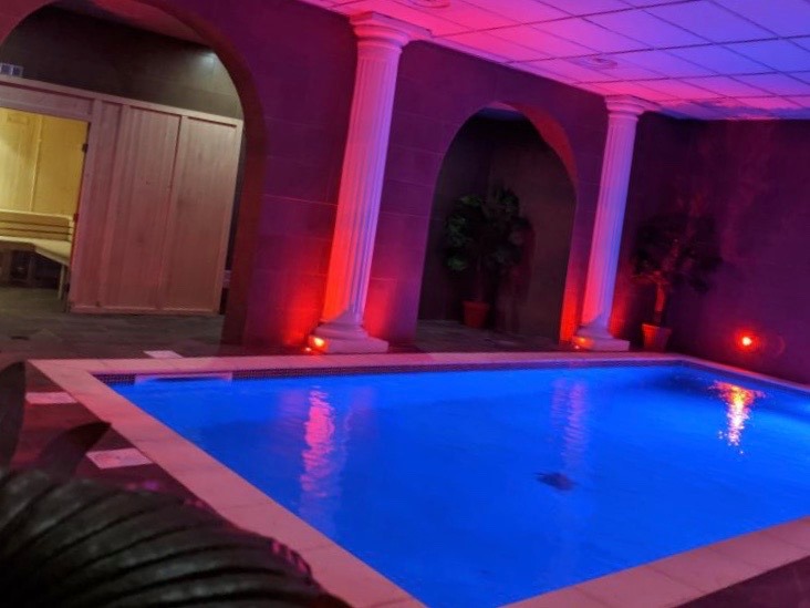 Gay French Riviera Les Thermes Sauna Masculin in Marseille