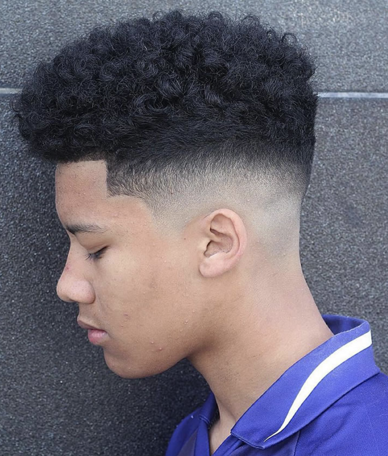 Modern Curly Hairstyle And Haircuts For Men That Will Trend In