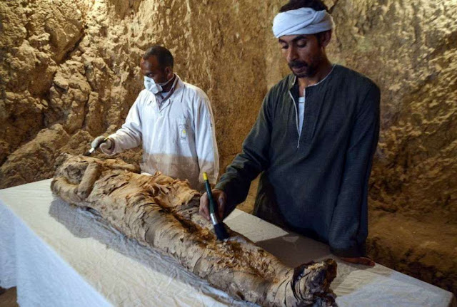 Mumi berusia 3500 tahun Ditemukan di Makam Mesir yang Terlupakan