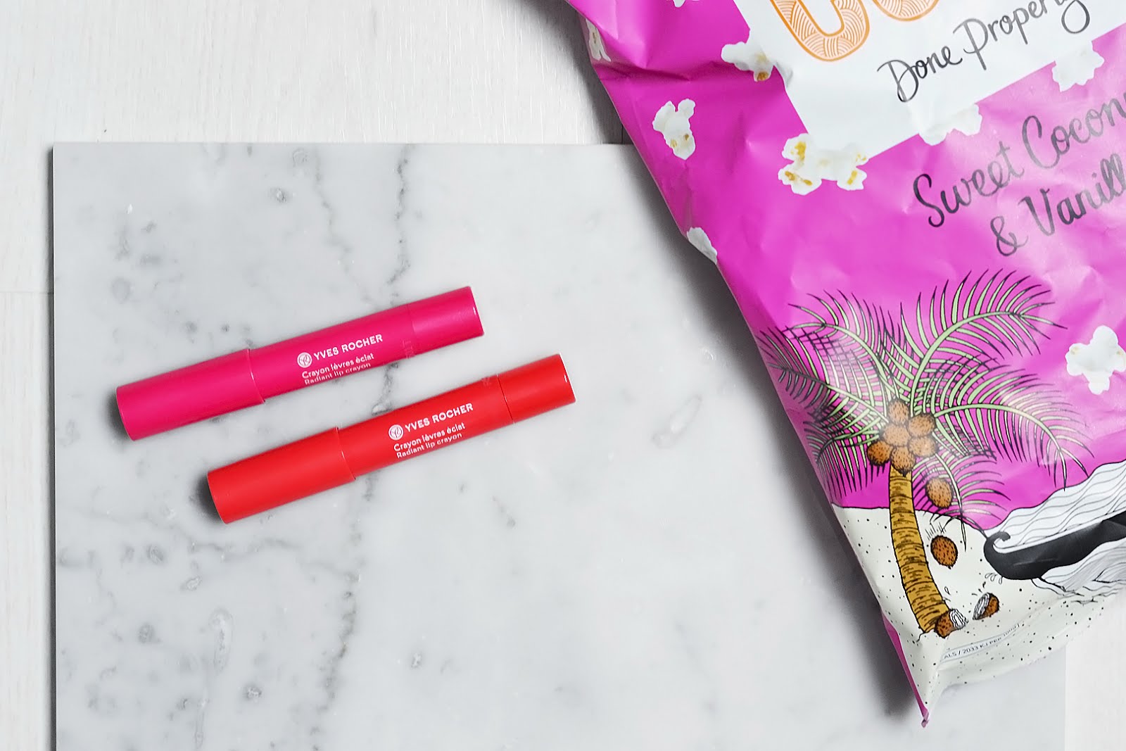 Yves rocher, glossy lip pens, Rose somptueux, Rouche flamboyant, swatches, fashion blogger, belgie, belgium, mode blogger