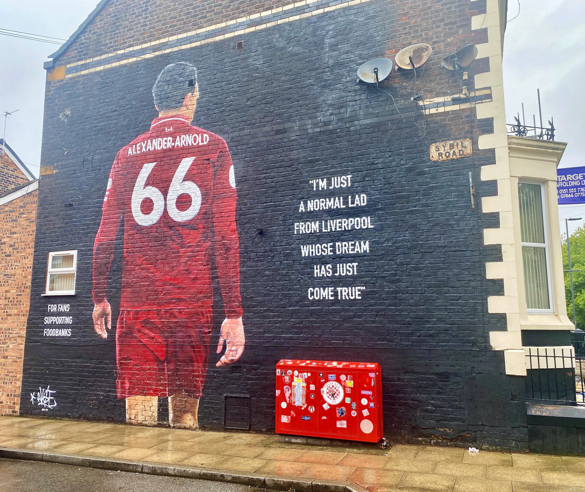 liverpool mural tour