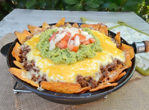 Family favorite Nachos ! 20 - 25 Minutes - start to serving ! Quick and Easy Nachos