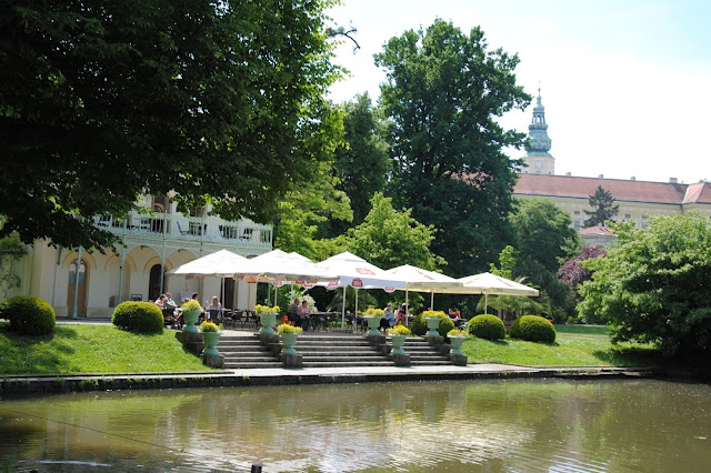 Kawiarnia w Ogrodzie Pałacowym w Kromieryż
