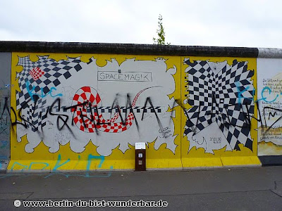 east side gallery, mauer, berlin, kunstler, bemalt, graffiti, austellung, Ostbahnhof, Oberbaumbrücke