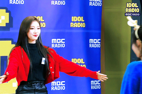 러블리즈 안자마자 밀치는 벱,째,밋 서열2위한테 안기는 화초 수정,지애,미주,예인
