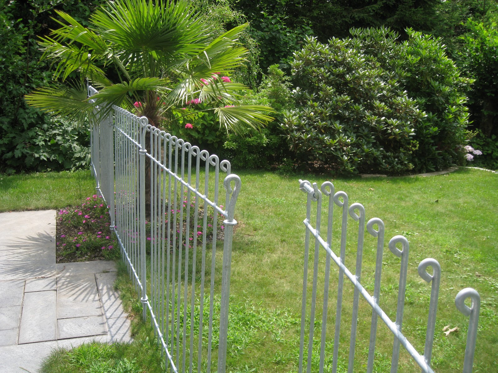 Teich- und Steckzäune von www.melabel.be: Poolzaun in der Schweiz