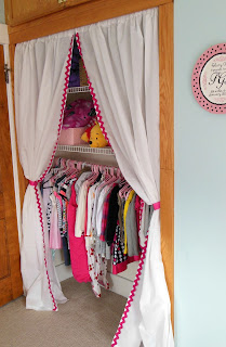 Real Livin With HSB: DIY Closet Curtains