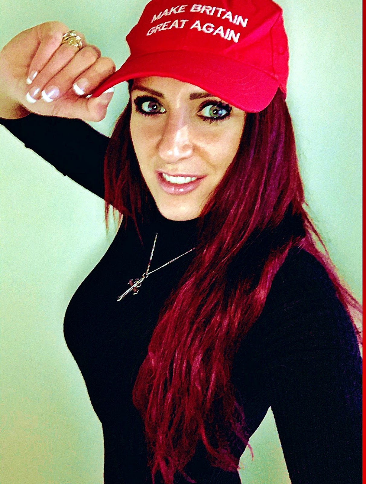 jayda fransen criminalizes houk