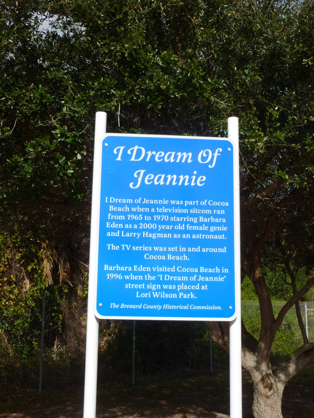 Photoops Roadside Attraction I Dream of Jeannie Cocoa Beach, FL