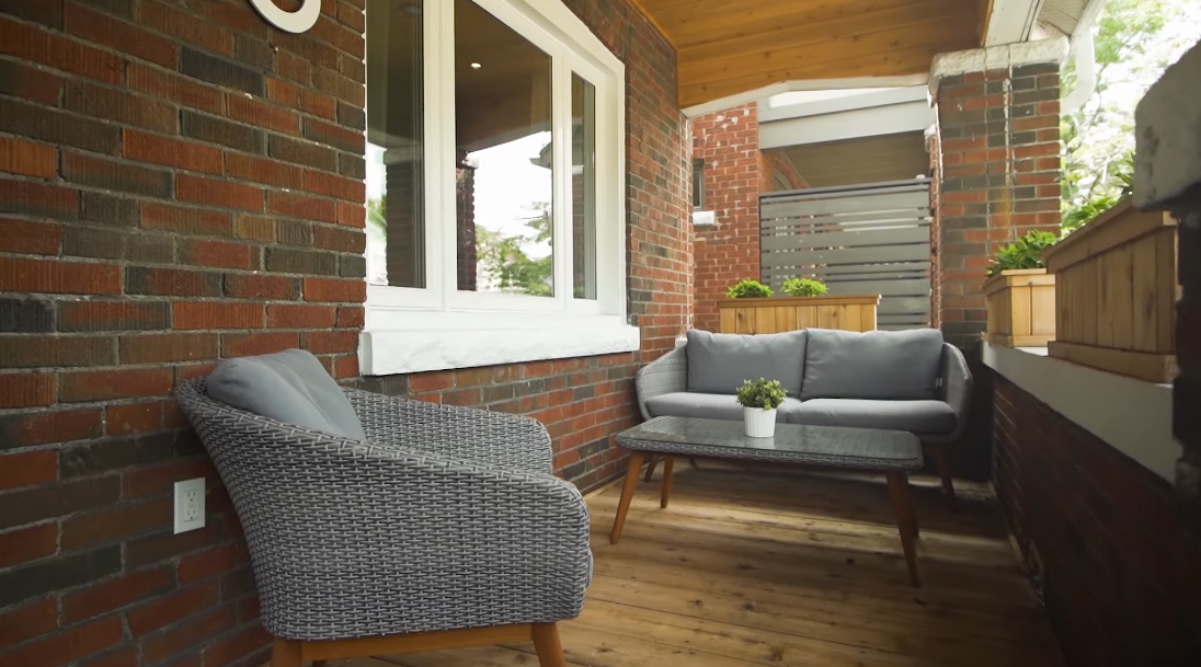 22 Interior Design Photos vs. 29 Springdale Blvd, Toronto Luxury Home Tour
