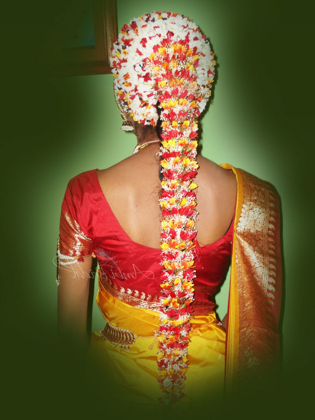 South Indian Bridal Hair Style 28 Photos Indian Wedding 51-stunning-wedding-hairstyles-for-a-round-face-long-hair-wedding-styles-engagement