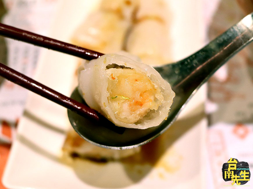 台南港式點心/南台灣第一家門市/七道獨家新菜搶先開賣/剛開店就排隊不到一小時客滿/香港專業料理團隊/嚴選食材原汁原味/試營運期間享優惠