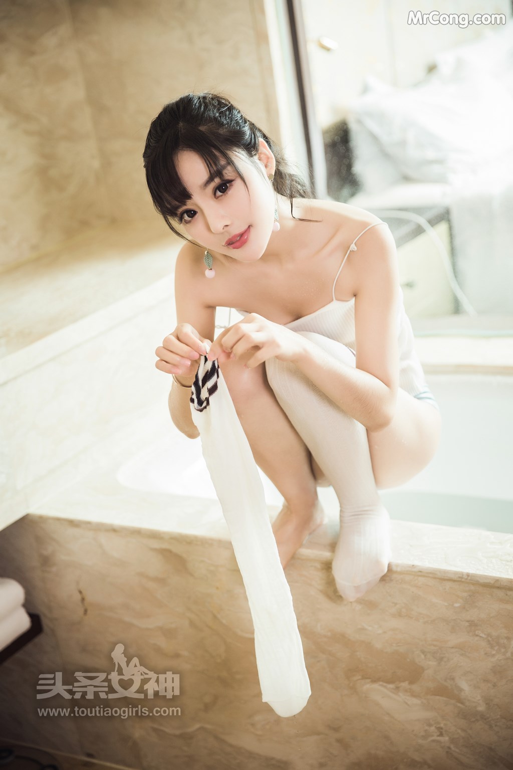 TouTiao 2017-07-30: Model Zhou Xi Yan (周 熙 妍) (62 photos) photo 3-17