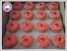 Pink swirl cupcakes