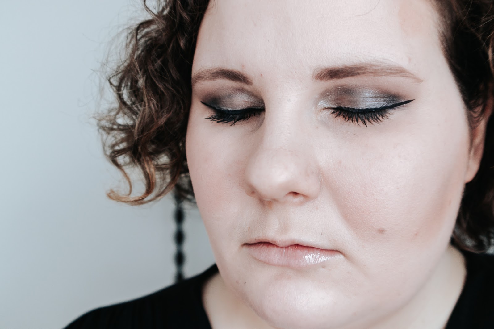 Big mamas home by Jenni S. Loppuvuoden juhlameikki, meikkilook. Pikkujoulu. Uusi vuosi Big mamas home by Jenni S. Loppuvuoden juhlameikki, meikkilook. Pikkujoulu. Uusi vuosi