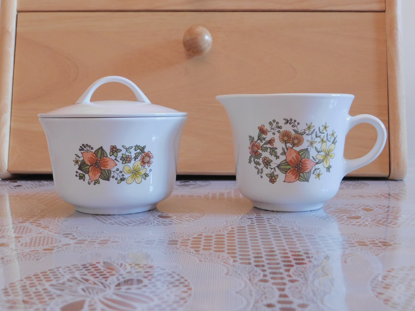 Lost Lovelies Found Corelle " Indian Summer" Cream And Sugar Set