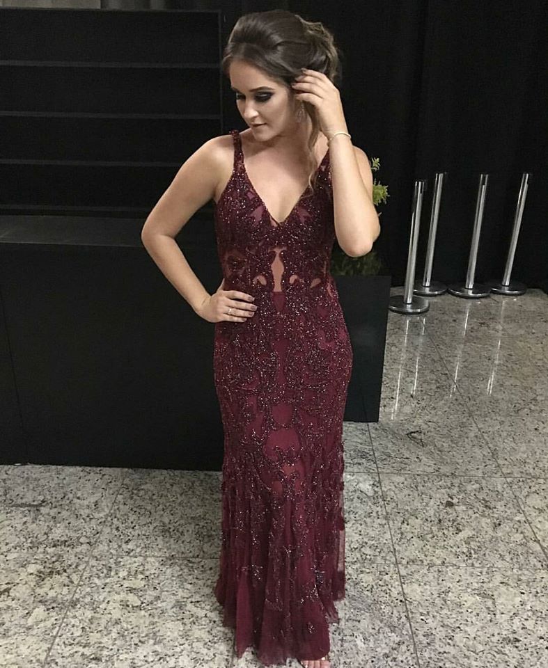 vestido para formatura cor de vinho