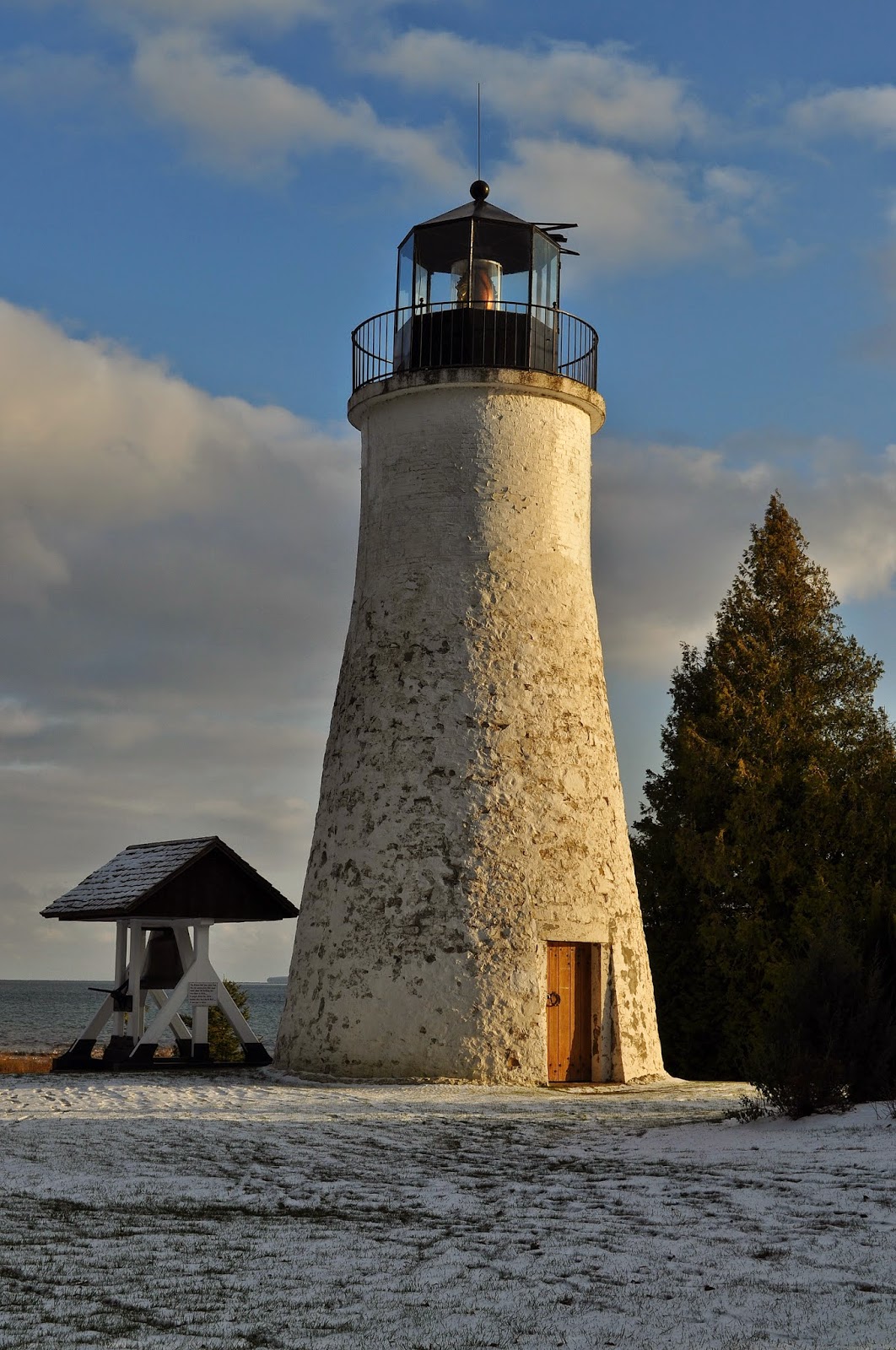 WCLIGHTHOUSES "OLD" PRESQUE ISLE LIGHTHOUSEMICHIGAN