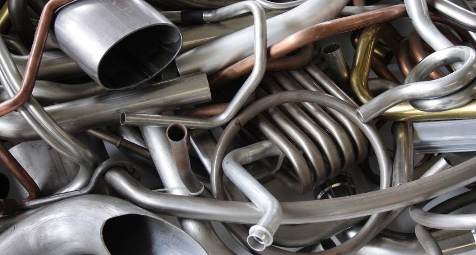 HOW TO CALCULATE S BEND ANGLE IN PIPE FABRICATION