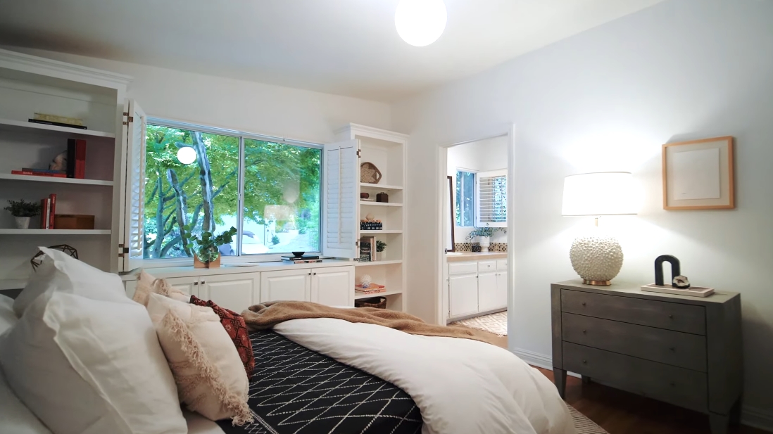 20 Interior Design Photos vs. Hollywood Hills Luxury Home Tour