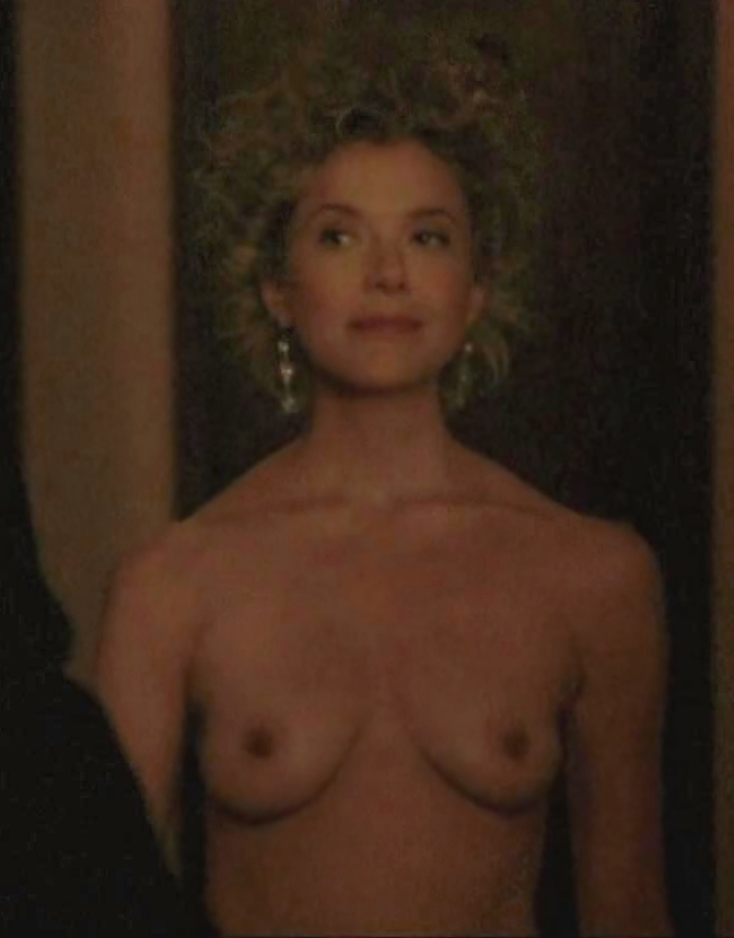 Celebrity Nude Century: Annette Bening ("Mars Attacks! 