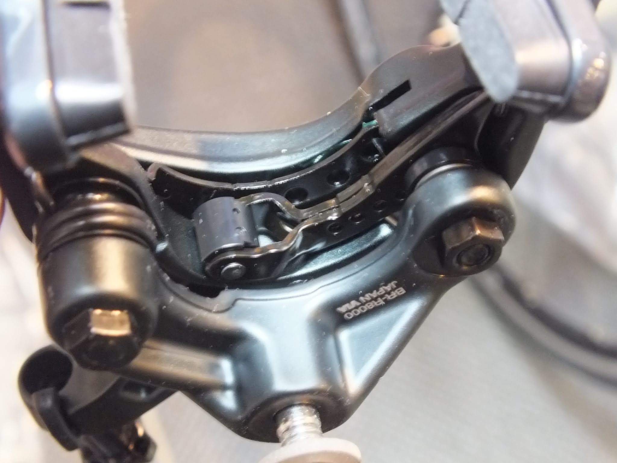 avelo Bicycle shop アヴェロ バイシクル ショップ 浦和 リムブレーキ ロードバイク ブレーキキャリパ アップグレード