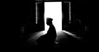 Wirid dan Doa Sesudah Sholat Witir Bulan Ramadhan Beserta Terjemah