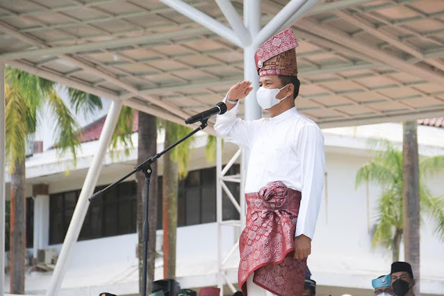 Rudi : Jadikan Hari Jadi Provinsi Kepri Sebagai Inspirasi dan Motivasi Membangun Kota Batam Rudi : Jadikan Hari Jadi Provinsi Kepri Sebagai Inspirasi dan Motivasi Membangun Kota Batam