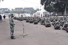   176 Tenaga Kesehatan TNI Tiba di Wisma Atlet Kemayoran