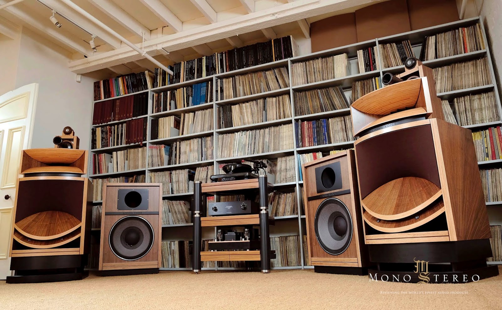 акустика living voice 1969 года. Living voice. рупорная акустика vox. ливинг войс акустика. акустика vox olympian.