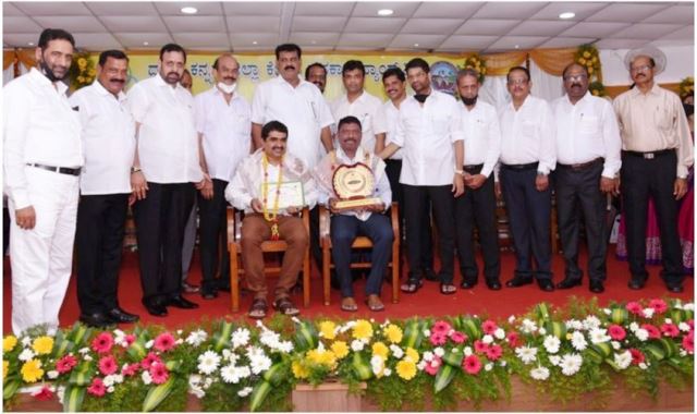 SCDCC Bank Award | ದ.ಕ. ಸಹಕಾರಿ ನೌಕರರ ಸಹಕಾರ ಸಂಘಕ್ಕೆ ಪ್ರಶಸ್ತಿಯ ಗರಿ SCDCC Bank Award | ದ.ಕ. ಸಹಕಾರಿ ನೌಕರರ ಸಹಕಾರ ಸಂಘಕ್ಕೆ ಪ್ರಶಸ್ತಿಯ ಗರಿ