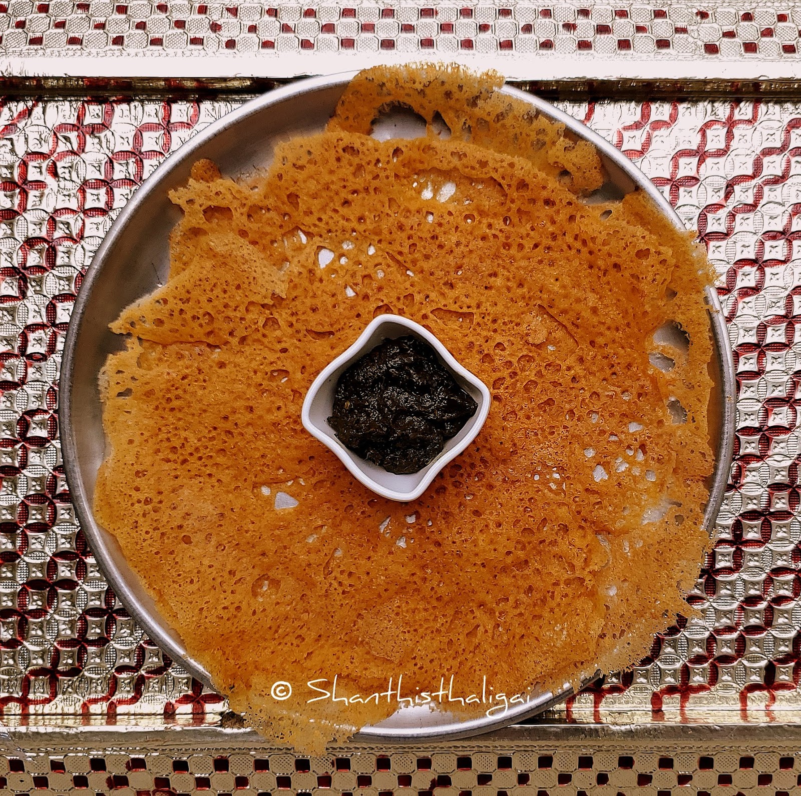 Shanthi Krishnakumar's cook book FOXTAIL MILLET TOMATO NEER DOSA