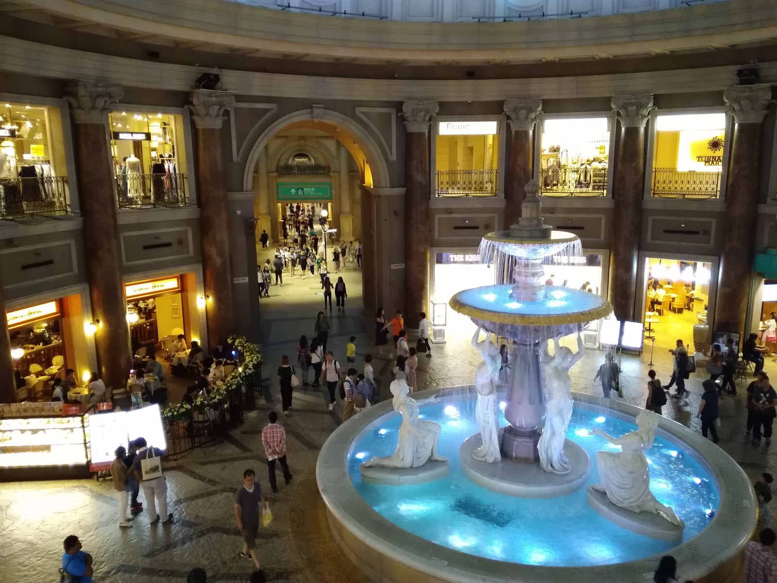 Japan Local Sightseeing Guide Shopping At Outlet Malls In Japan You japan-local-sightseeing-guide-shopping-at-outlet-malls-in-japan-you