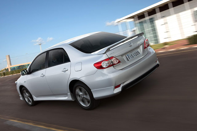 Toyota Corolla XRS 2013