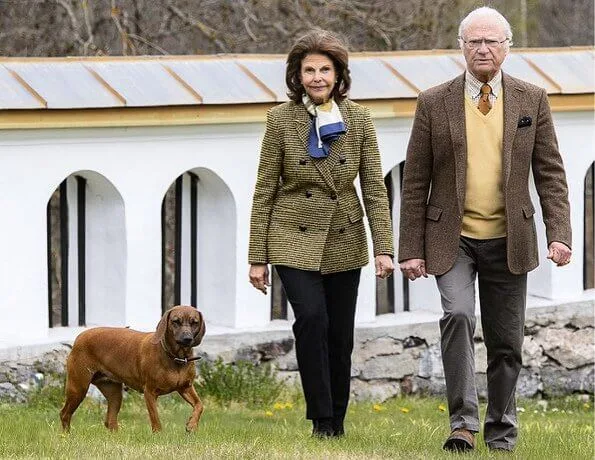 King Carl Gustaf and Queen Silvia are currently isolated at Stenhammar Castle. Crown Princess Victoria, Princess Estelle