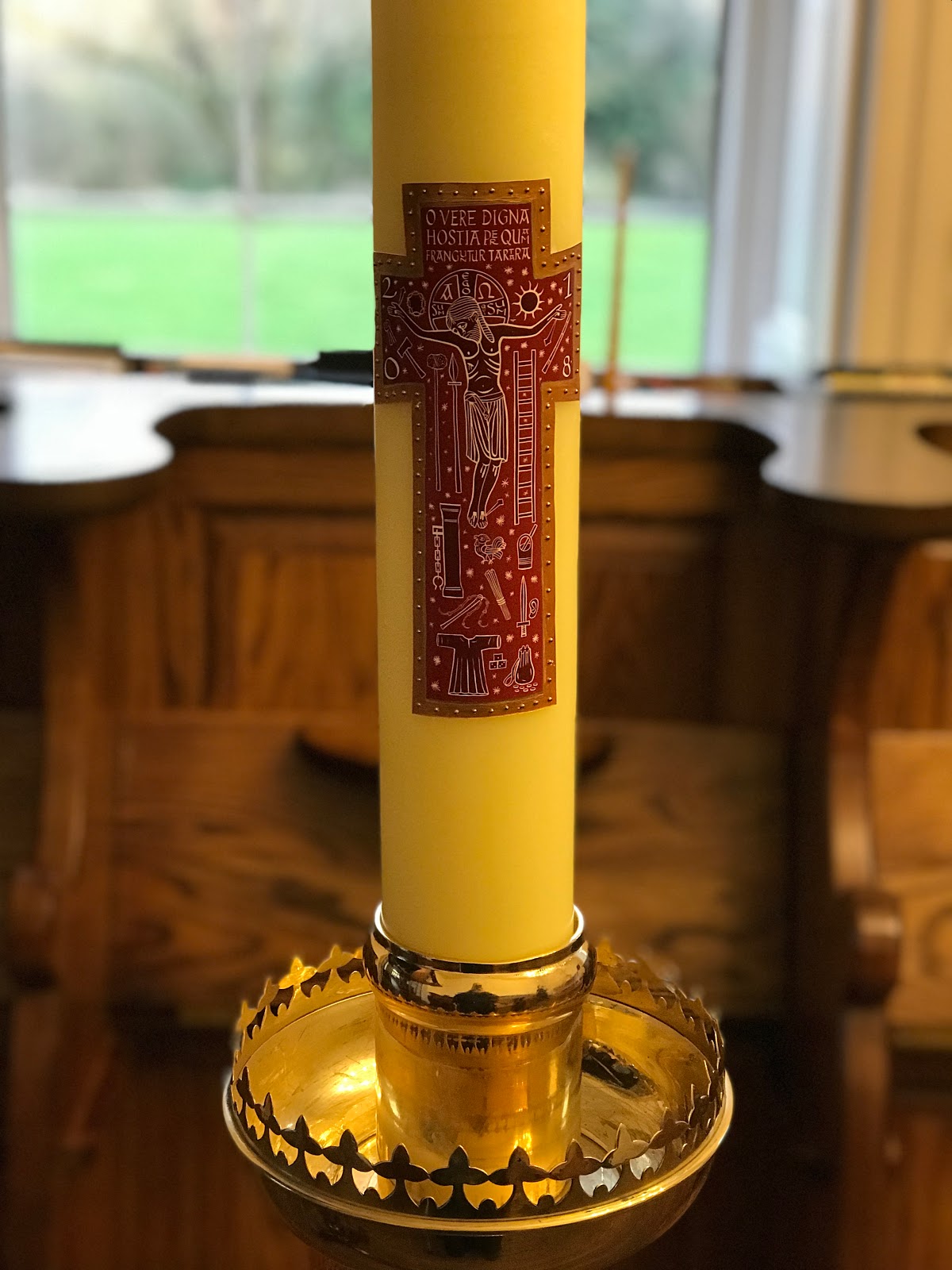 New Liturgical Movement A Handdecorated Paschal Candle from Ireland