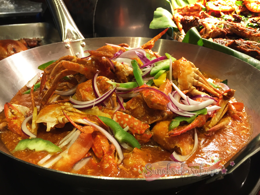 Seafood & BBQ Buffet Dinner Kembali di Renaissance Johor Bahru Hotel