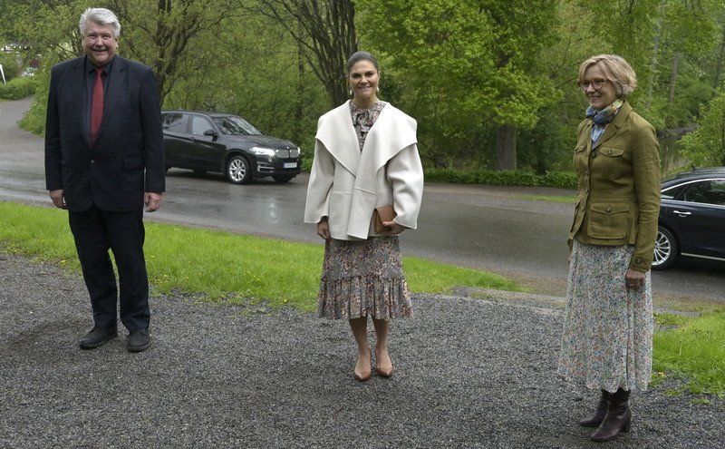 Crown Princess Victoria wore a printed bow dress from by Timo, and ivory annecy jacket from Toteme