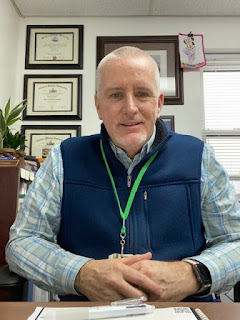 Image of Dr. Mike Curry
