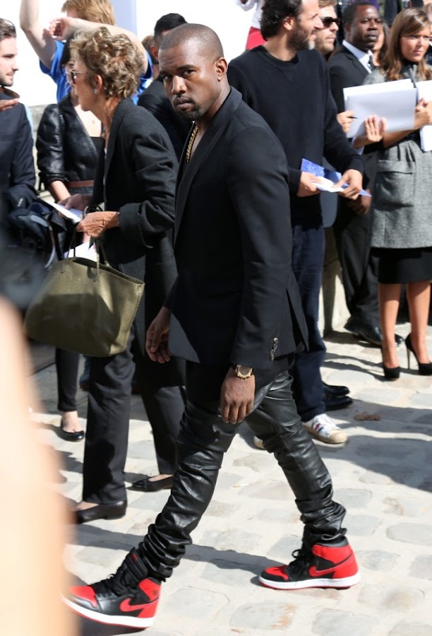 El cantante Kanye West conquista el mundo de la moda (I)