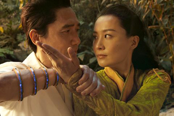 Wenwu and Li fall in love while fighting each other at the same time in SHANG-CHI AND THE LEGEND OF THE TEN RINGS.