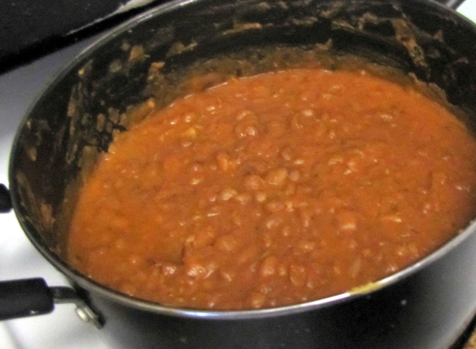 Pinto beans and nachos