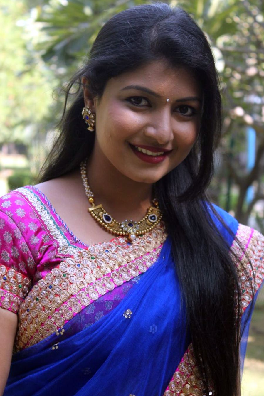 Raksha Raj in Blue Saree Stills - Dirty post