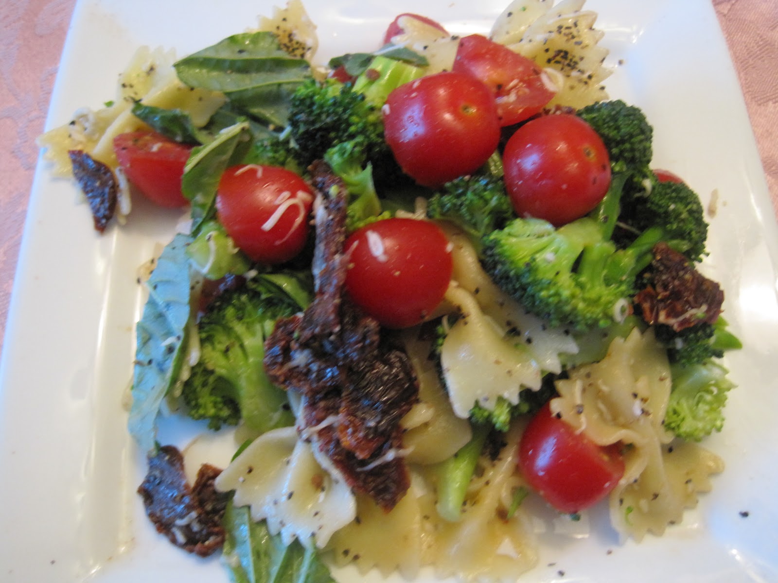 Verna's Walk Cindy's Quick Penne with Broccoli and Sun Dried Tomatoes