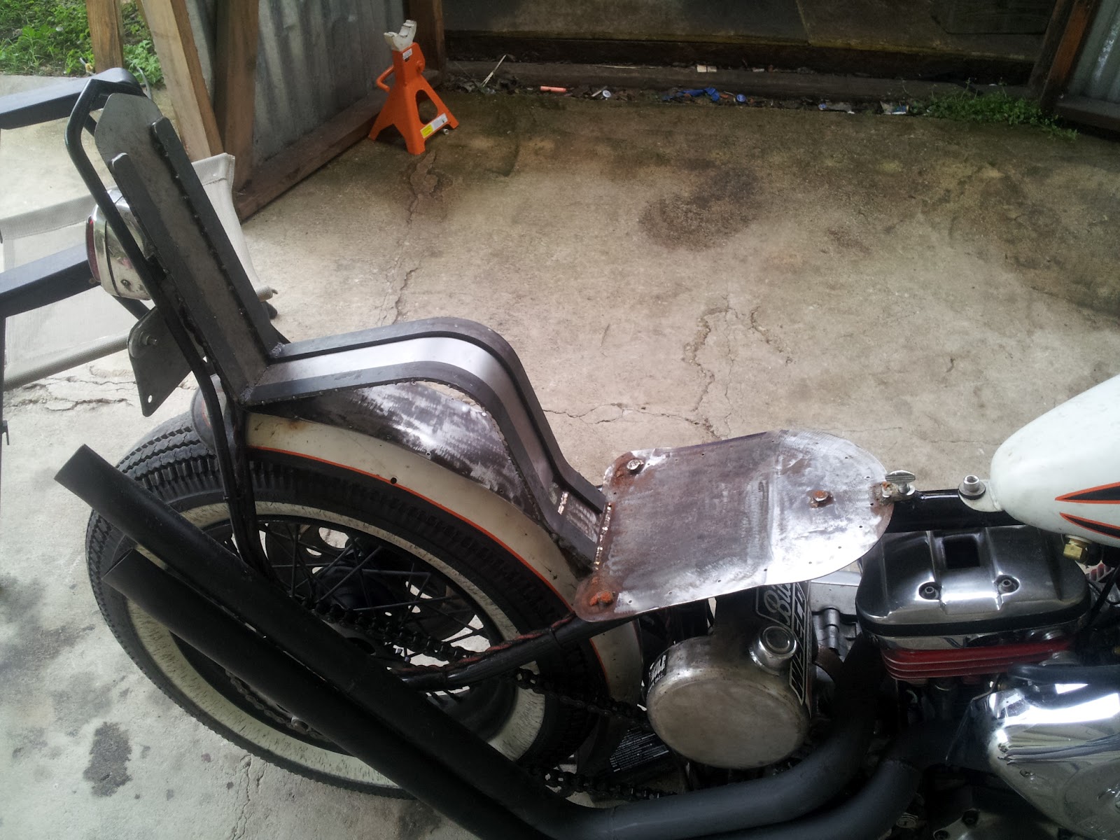 Rattpiss Officionados King and Queen Seat Build