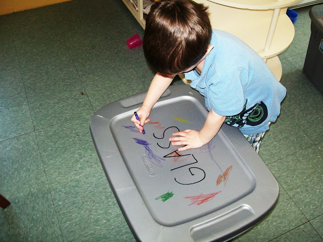 Decorating Recycling Bins