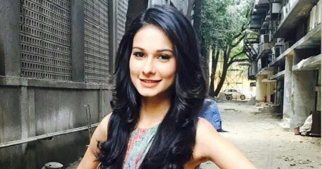 Aneri Vajani Biodata Movies Net Worth Age New Movies