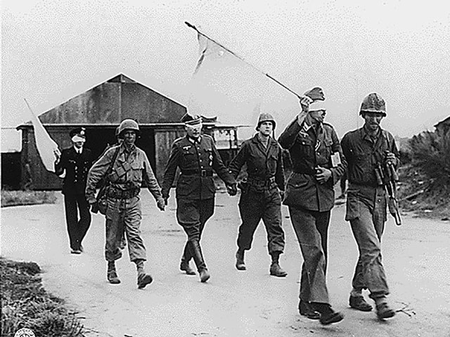 German officers surrender in Brest. worldwartwo.filminspector.com