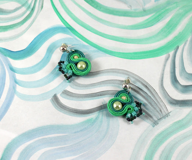 green soutache stud earrings, small danle earrings, handmade jewelry,